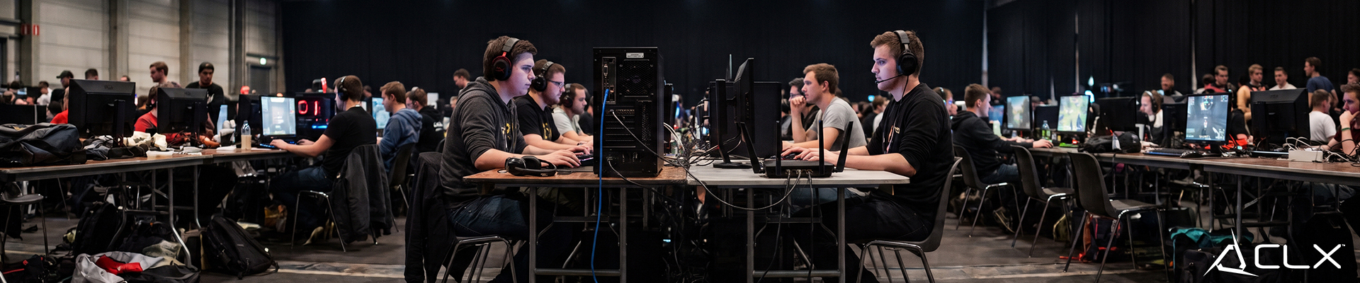Wi-Fi vs Ethernet for Gaming: What Actually Changes